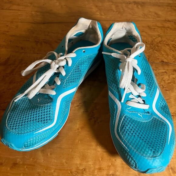 Puma Shoes - Puma Sport Lifestyle, golf sneaks, faas foam, 7.5, excellent condition